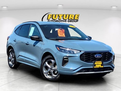 2023 Ford Escape ST-Line AWD w/Tech Package