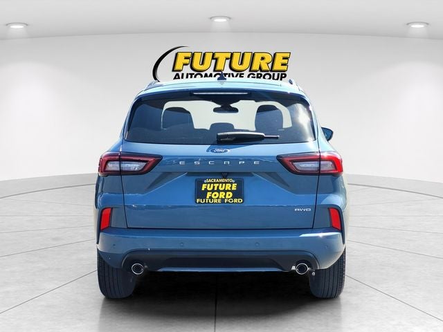 2023 Ford Escape ST-Line AWD w/Tech Package