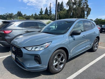 2023 Ford Escape ST-Line AWD w/Tech Package