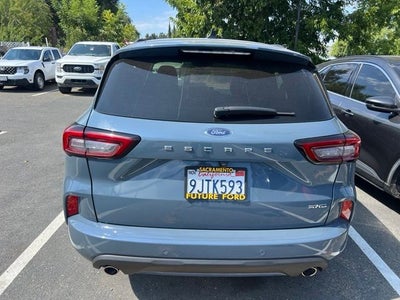 2023 Ford Escape ST-Line AWD w/Tech Package