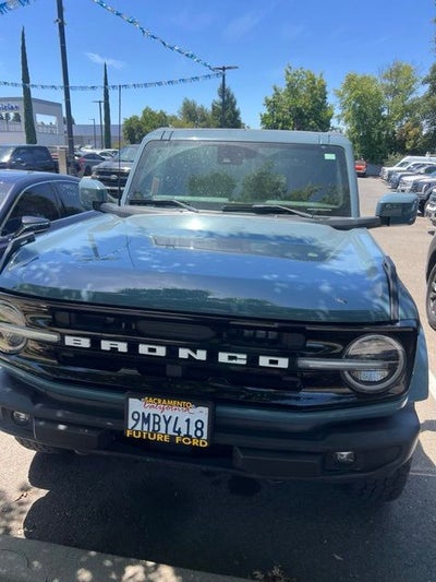 2022 Ford Bronco Outer Banks 4WD w/Hardtop