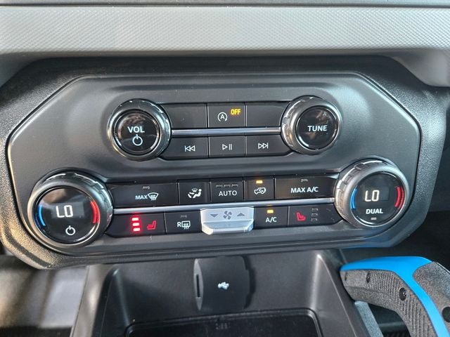 2023 Ford Bronco Black Diamond 4WD w/322A Mid Package