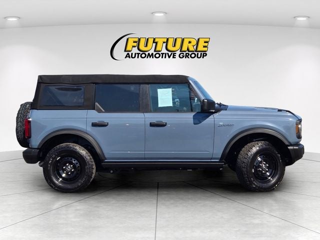 2023 Ford Bronco Black Diamond 4WD w/322A Mid Package