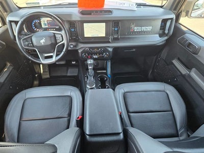 2023 Ford Bronco Black Diamond 4WD w/322A Mid Package