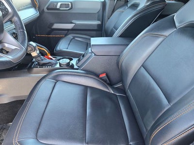 2023 Ford Bronco Badlands 4WD w/Sasquatch & Lux Package