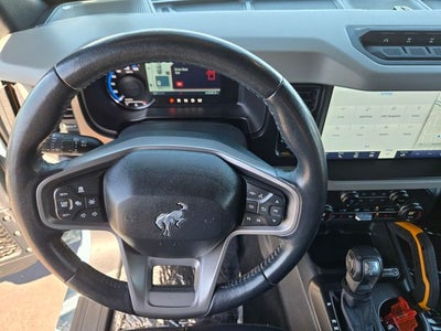 2023 Ford Bronco Badlands 4WD w/Sasquatch & Lux Package
