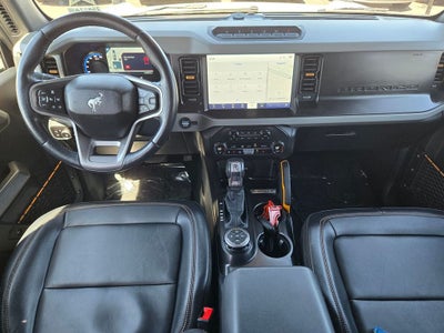 2023 Ford Bronco Badlands 4WD w/Sasquatch & Lux Package