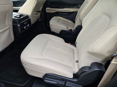 2022 Ford Expedition Max Platinum