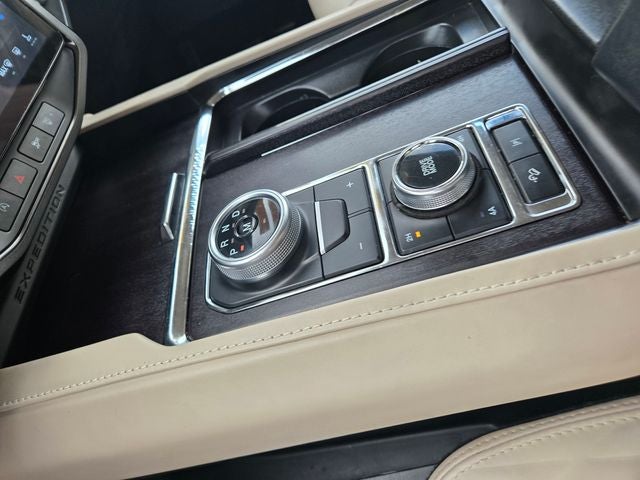 2022 Ford Expedition Max Platinum