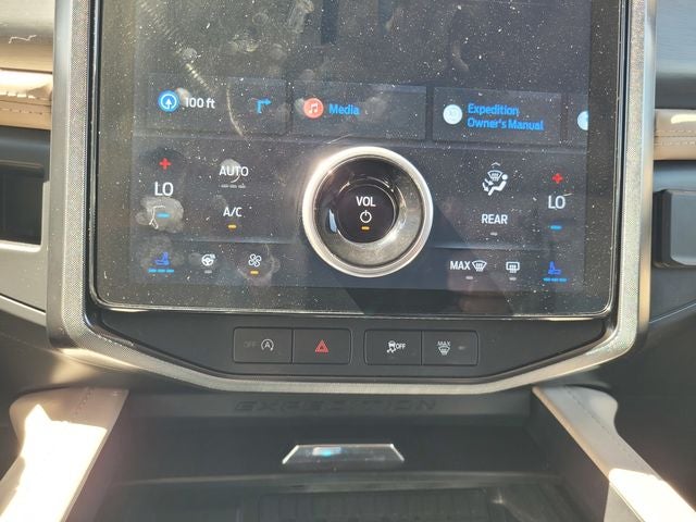 2022 Ford Expedition Max Platinum 4WD W/ Navigation and Moonroof