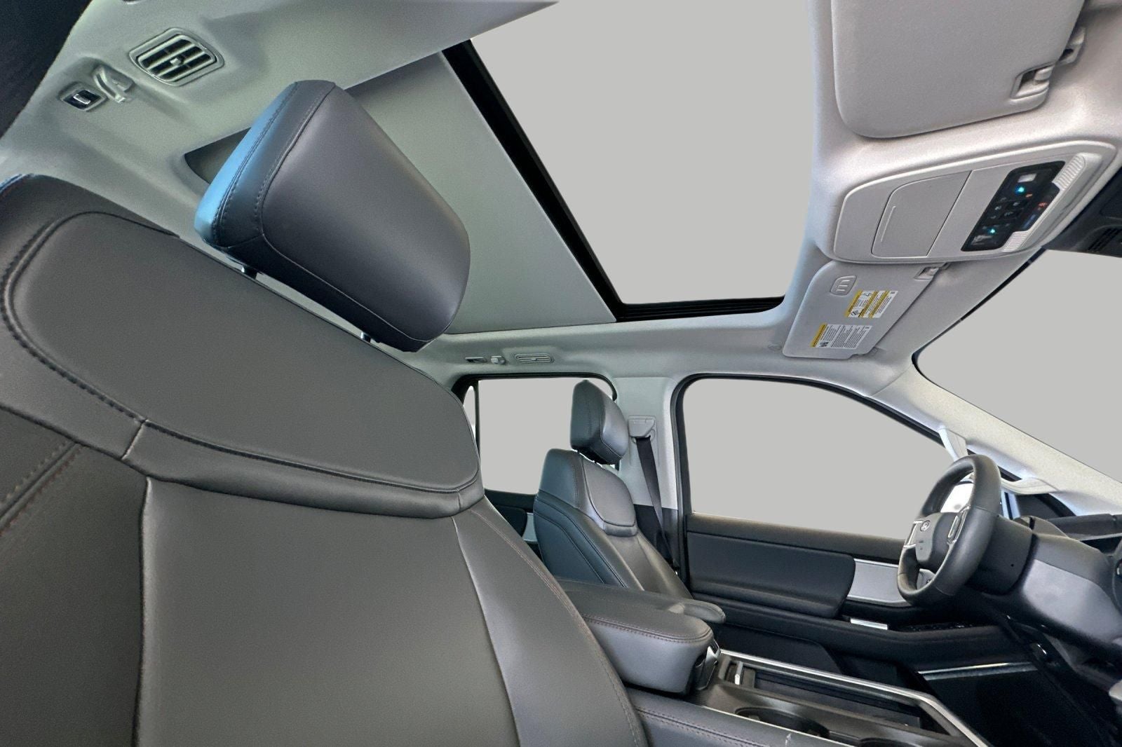 2025 Ford Expedition Active 4WD