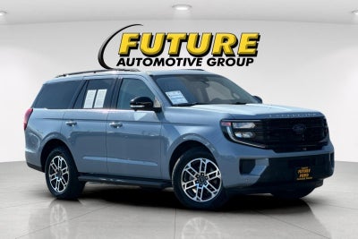 2025 Ford Expedition Active 4WD