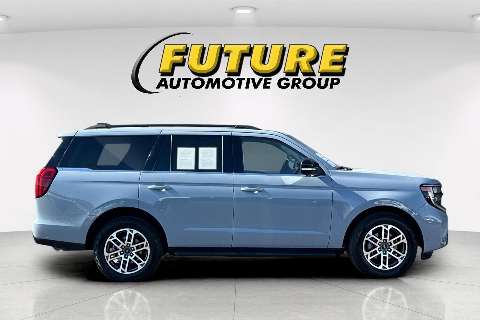 2025 Ford Expedition Active 4WD