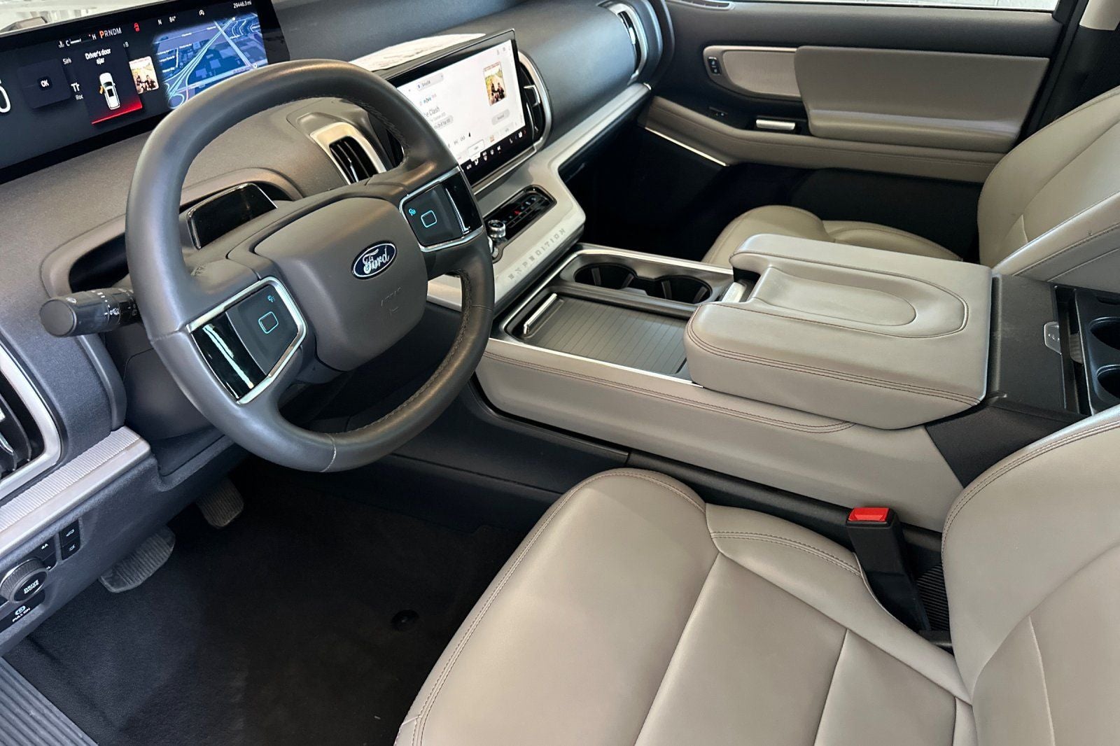 2025 Ford Expedition Active 4WD