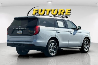 2026 Ford Expedition Active