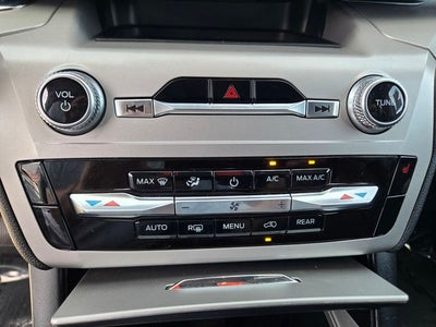 2023 Ford Explorer XLT RWD