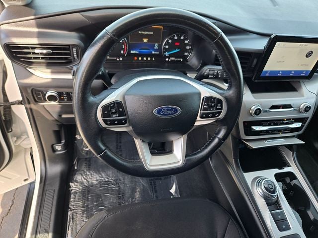 2023 Ford Explorer XLT RWD