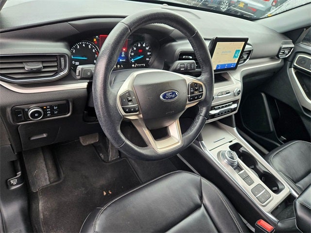 2023 Ford Explorer XLT RWD
