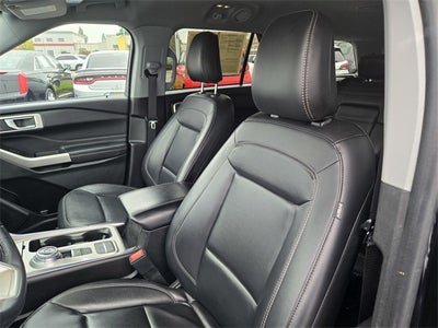 2023 Ford Explorer XLT RWD