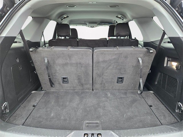 2023 Ford Explorer XLT RWD