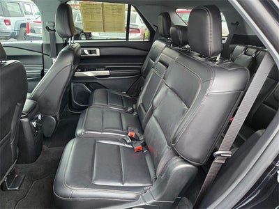 2023 Ford Explorer XLT RWD