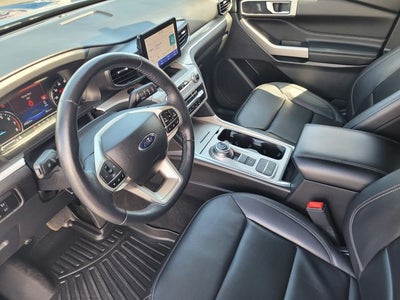 2023 Ford Explorer XLT FWD w/202A Package