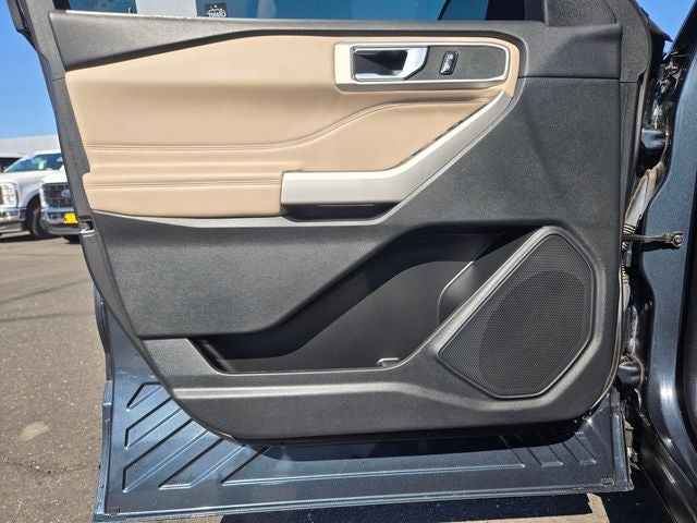 2022 Ford Explorer XLT 4WD