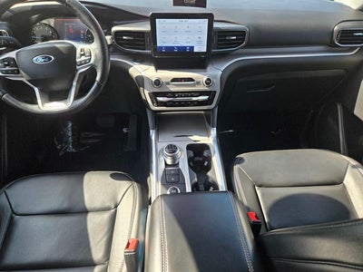 2023 Ford Explorer XLT 4WD