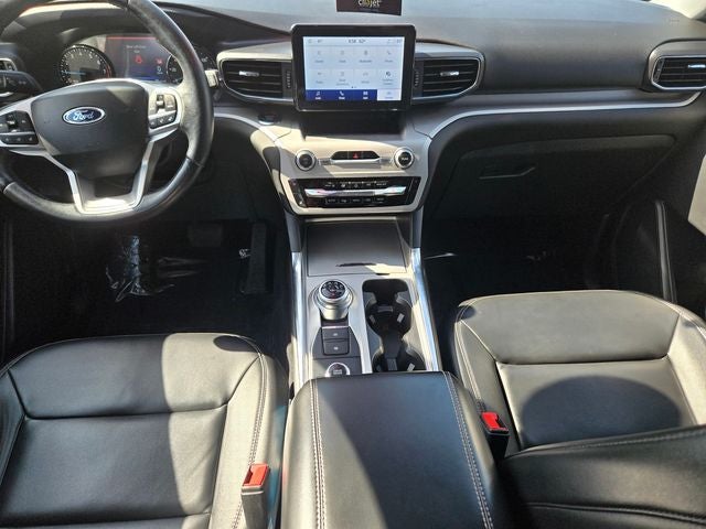 2023 Ford Explorer XLT 4WD