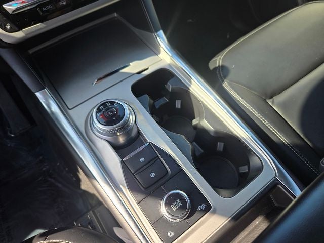 2023 Ford Explorer XLT 4WD
