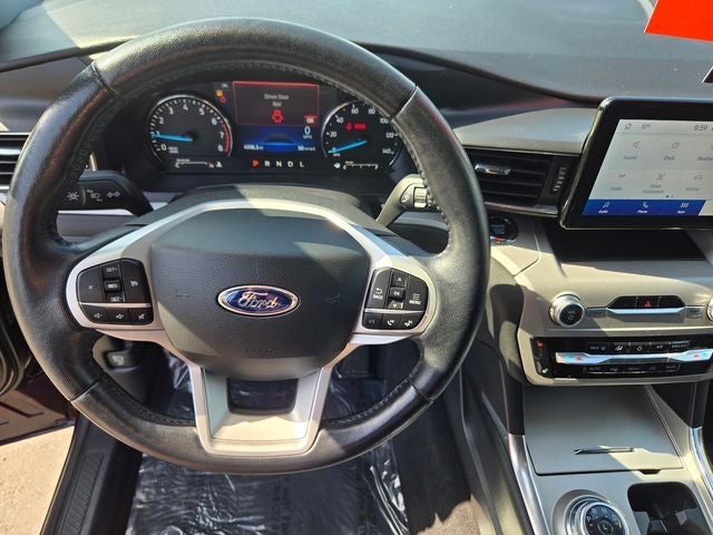 2023 Ford Explorer XLT 4WD