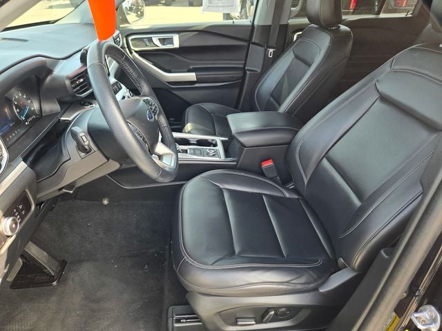 2022 Ford Explorer XLT 4WD w/202A & 20"s