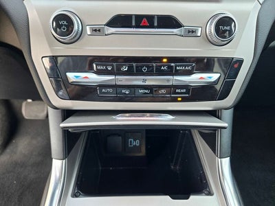 2022 Ford Explorer XLT 4WD w/202A & 20"s