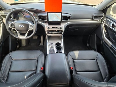 2022 Ford Explorer XLT 4WD w/202A & 20"s