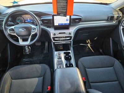 2023 Ford Explorer XLT 4WD