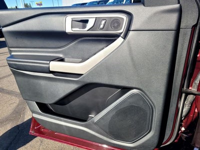 2022 Ford Explorer XLT 4WD