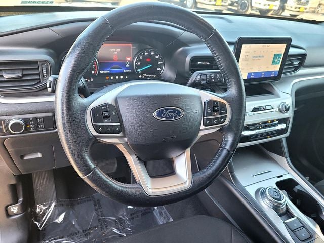 2022 Ford Explorer XLT 4WD