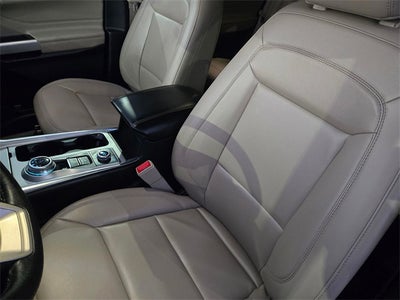 2023 Ford Explorer XLT 4WD