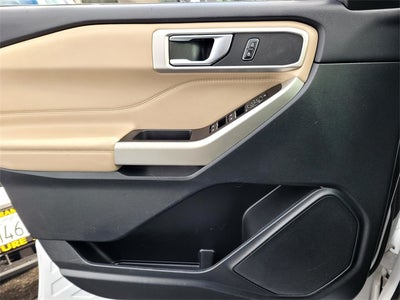 2023 Ford Explorer XLT 4WD