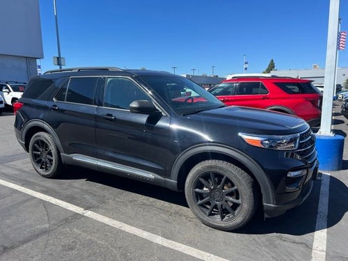 2023 Ford Explorer XLT 4WD w/Upgraded Wheels