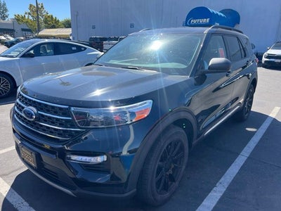2023 Ford Explorer XLT 4WD w/Upgraded Wheels