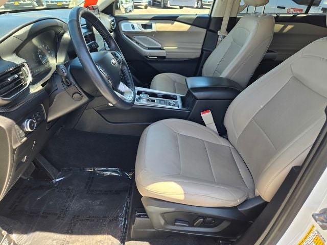 2022 Ford Explorer Limited 4WD w/Tech Package & Dual Moonroof