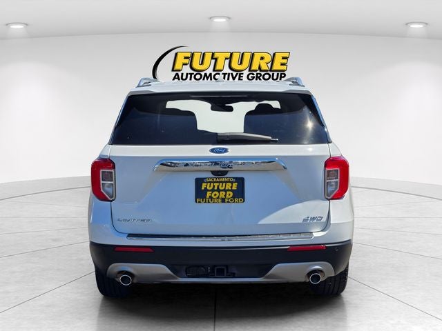 2022 Ford Explorer Limited 4WD w/Tech Package & Dual Moonroof