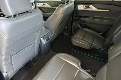 2025 Ford Explorer Active 4WD