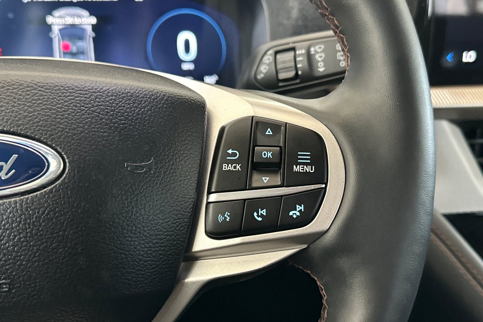 2025 Ford Explorer Active 4WD