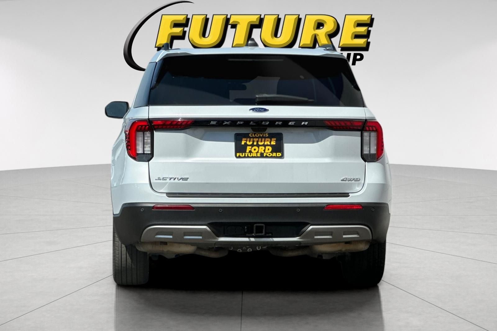 2025 Ford Explorer Active 4WD