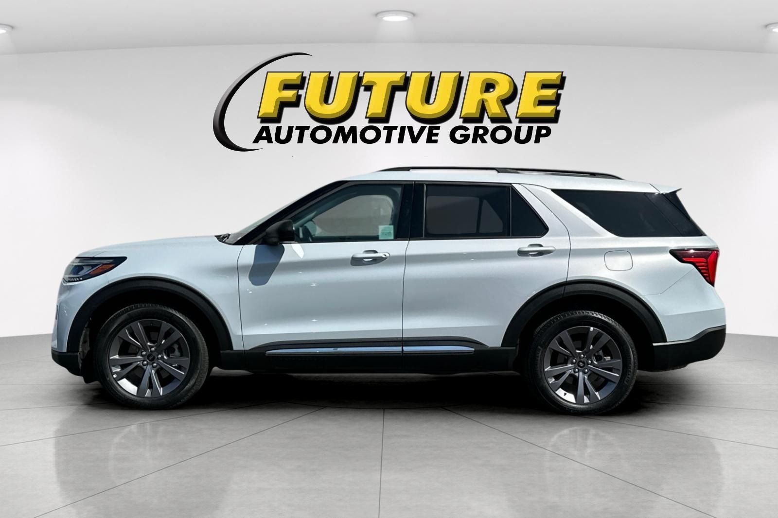 2025 Ford Explorer Active 4WD