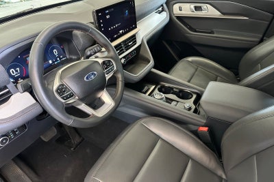 2025 Ford Explorer Active 4WD