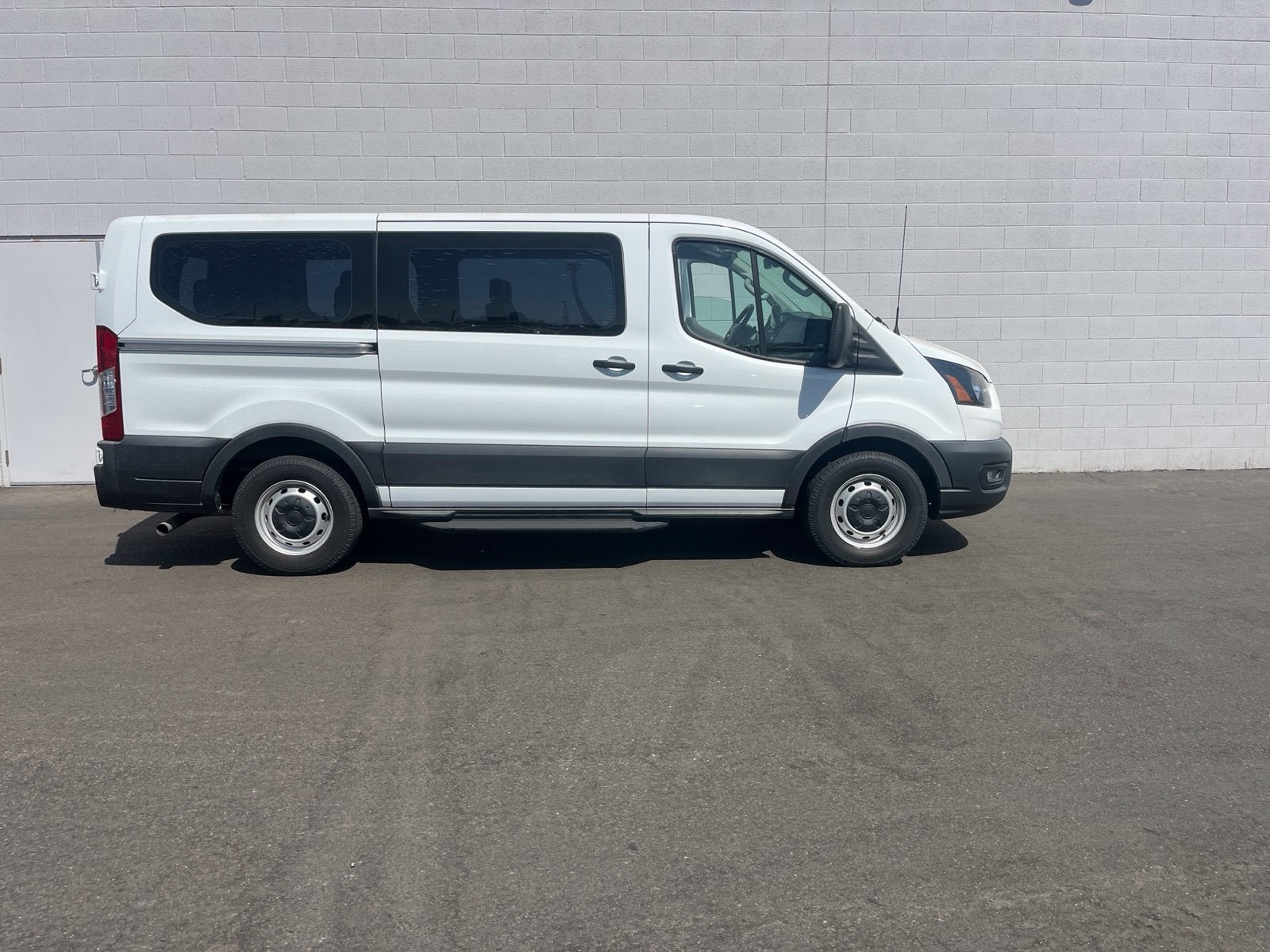 2021 Ford Transit-150 XL PASSENGER VAN 10 PASSENGER