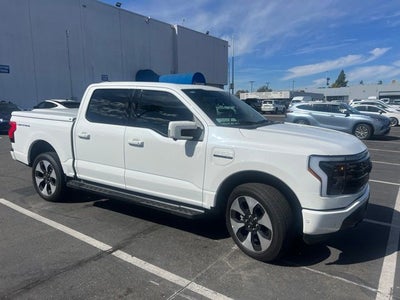 2023 Ford F-150 Lightning Platinum Crew Cab 4WD